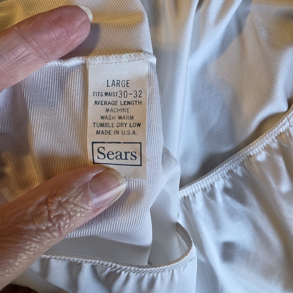 Vintage Sears Half Slip Size L Length Average The Doesn't Slip Nylon Anti Cling - Picture 5 of 6